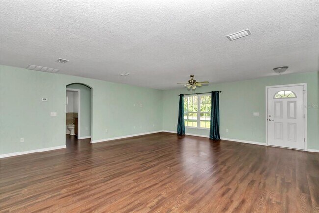 Building Photo - 70 SE 81st Pl