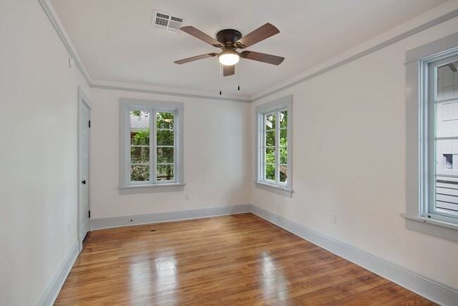 Building Photo - 2210 Nashville Ave