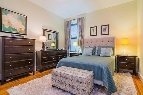 Building Photo - 1370 Beacon St