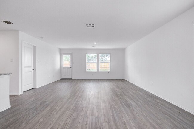 Building Photo - 4 Bedroom Home on Corner Lot in Waterwheel Subdivision