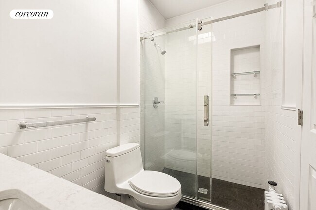 Building Photo - 386 Bergen St