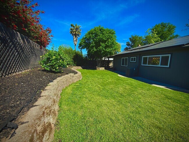 Building Photo - 8077 Cornerstone Way