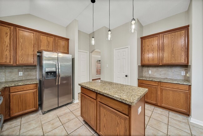 Building Photo - 14526 Red Tailed Hawk Ln