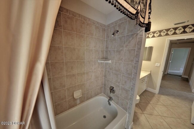 Building Photo - 1207 Hampstead Ln