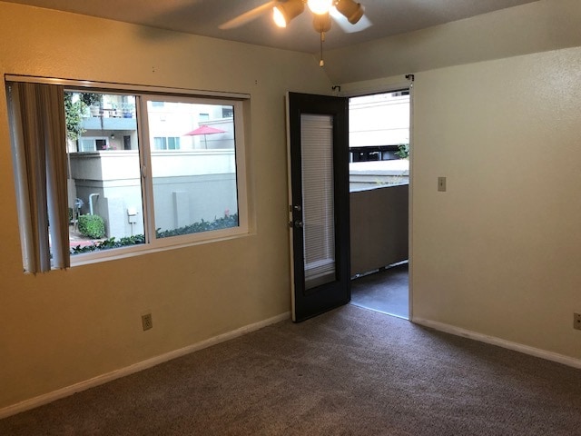 Building Photo - 7405 Charmant Dr