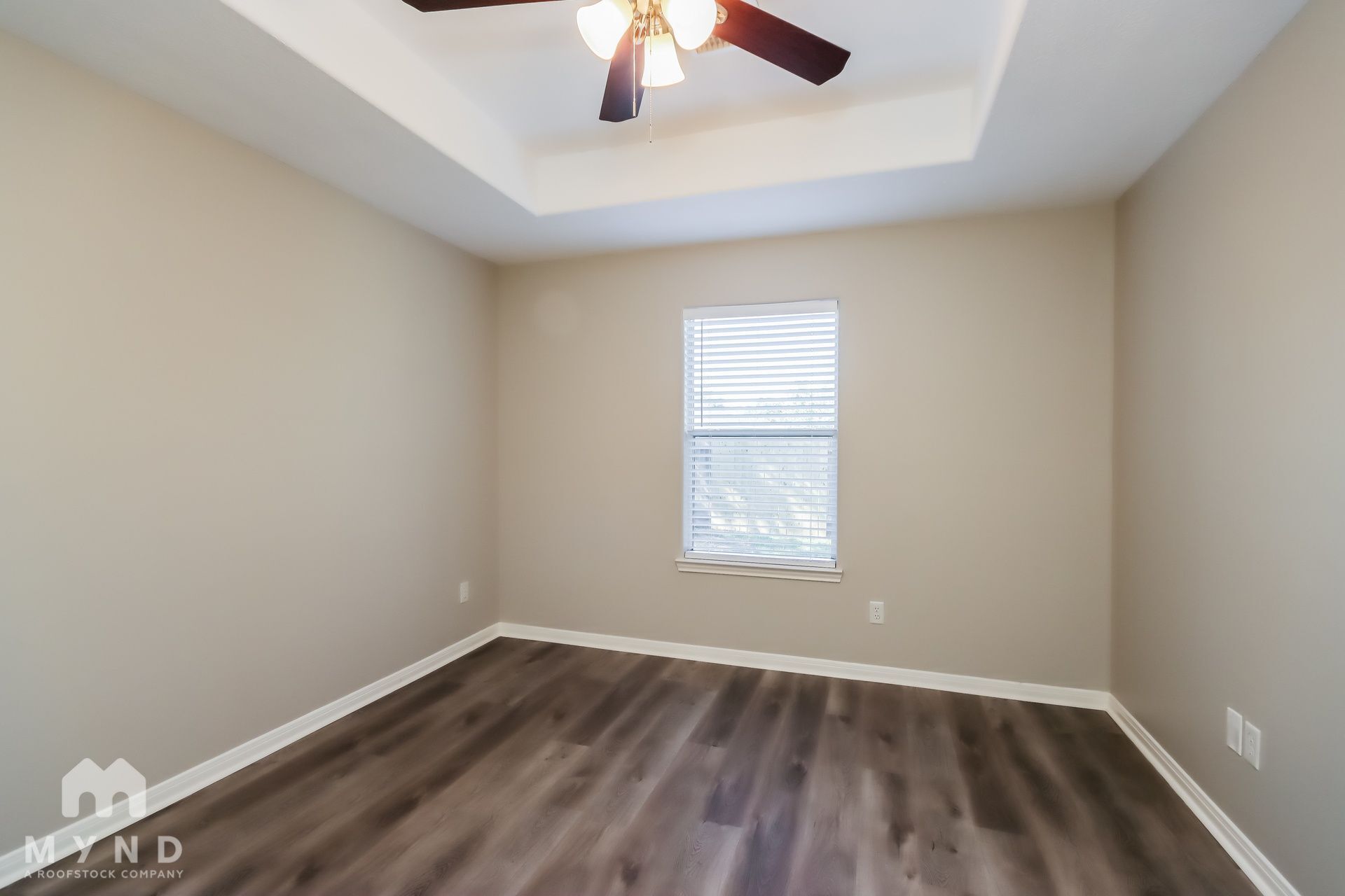 Building Photo - 16376 River Fall Ct