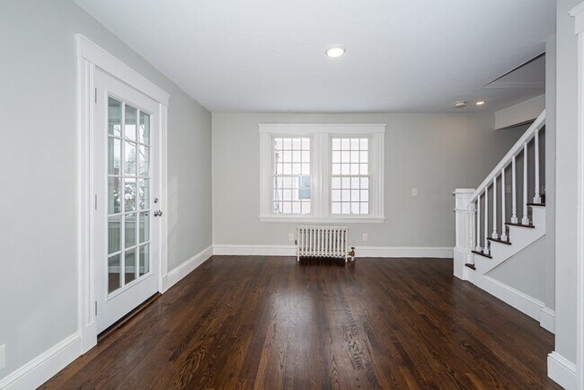 Building Photo - 15 Essex St