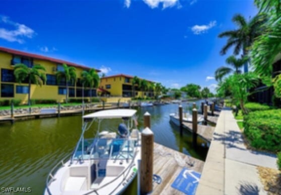 Building Photo - 1369 Chesapeake Ave