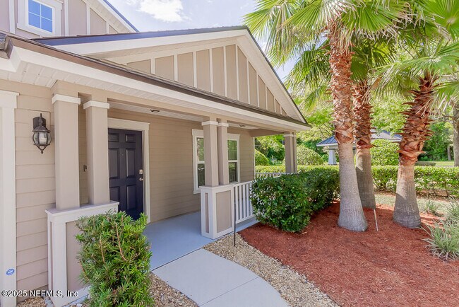 Building Photo - 16326 Hunters Hollow Trail