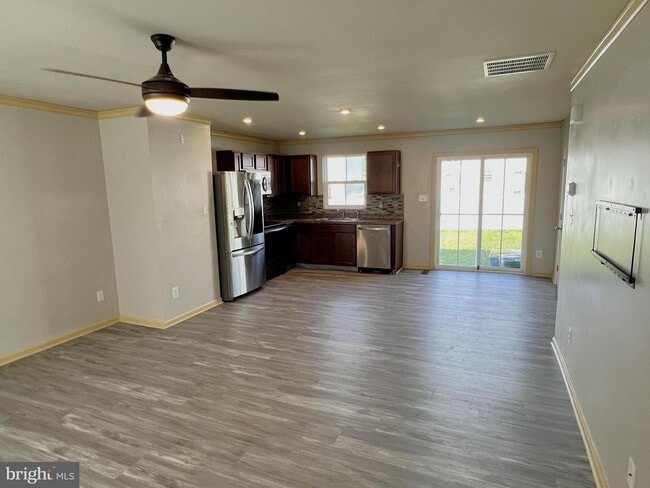 Building Photo - 3215 Pebble Run Dr