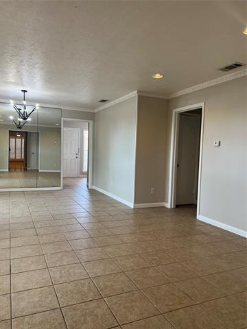 Building Photo - 9003 Villa Park Cir