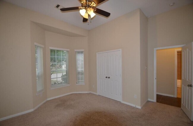 Building Photo - 9942 Taylor Springs Ln