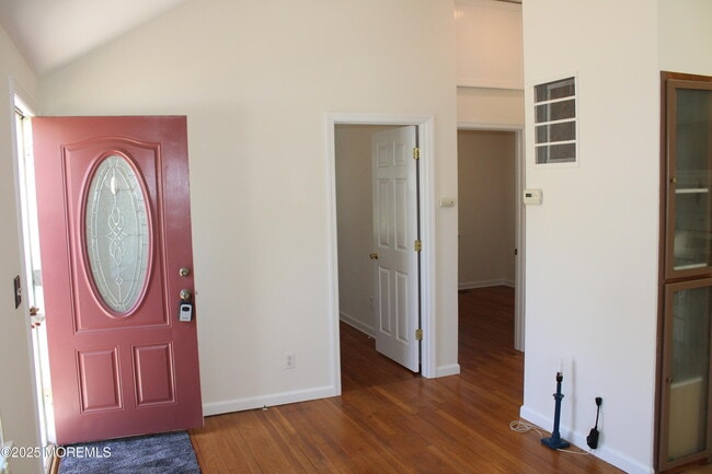 Building Photo - 21 Coolidge Dr