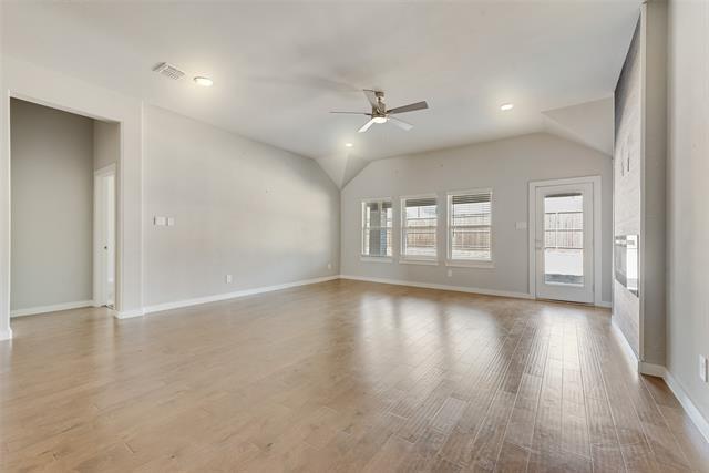 Building Photo - 253 Coyote Creek Dr