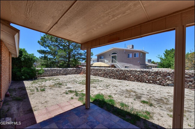 Building Photo - 7317 Desierto Rico Ave