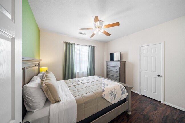Building Photo - 6 W Prairie Dawn Cir
