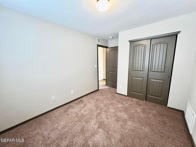 Building Photo - 12777 Tre Maximiliano Ave