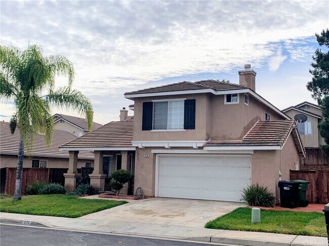 Building Photo - 578 Pointe Vista Ct