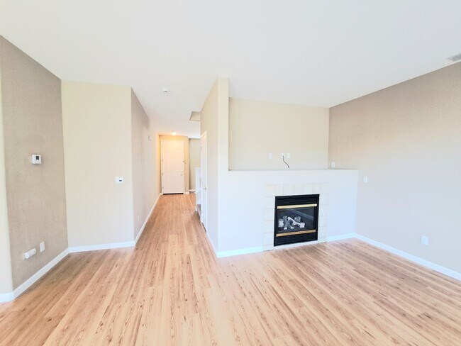 Building Photo - 5090 Napa Shore Dr
