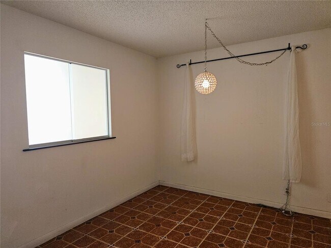 Building Photo - 6218 Palma Del Mar Blvd S