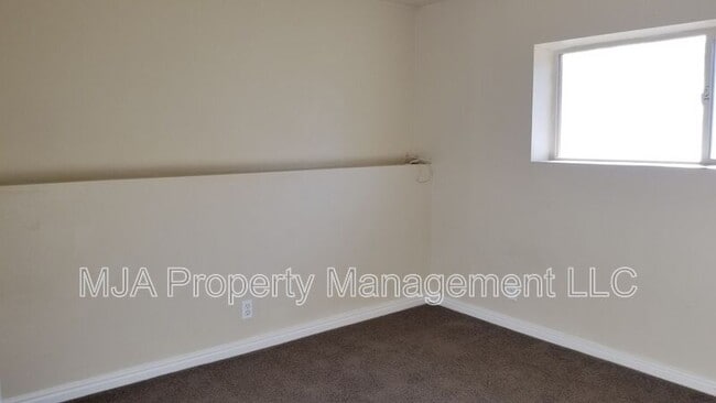 Building Photo - 5830 S Nickle Way