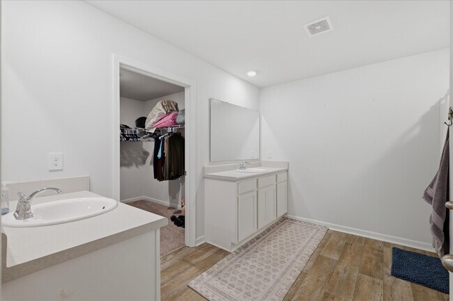 Building Photo - 177 Piping Plover Ct