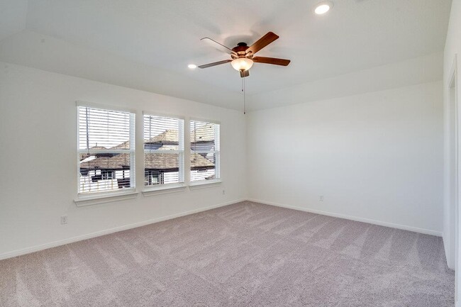 Building Photo - 429 Foresail Rd