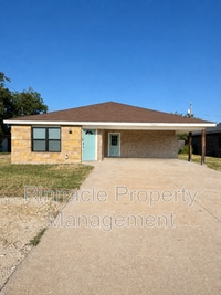 Building Photo - 2213 Johnson St