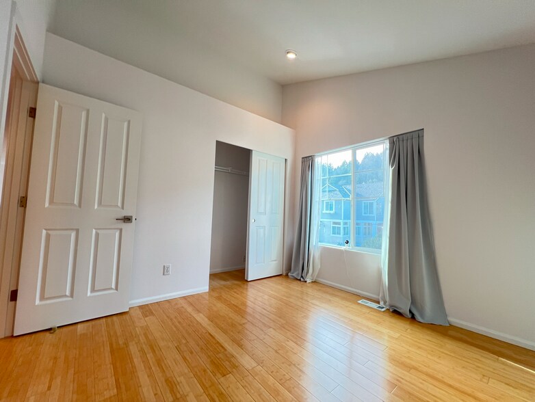 Building Photo - 4113 S 220th Pl