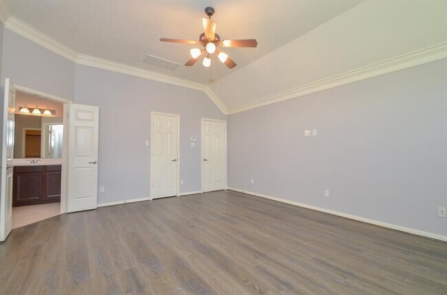 Building Photo - 6726 Oakman Ln
