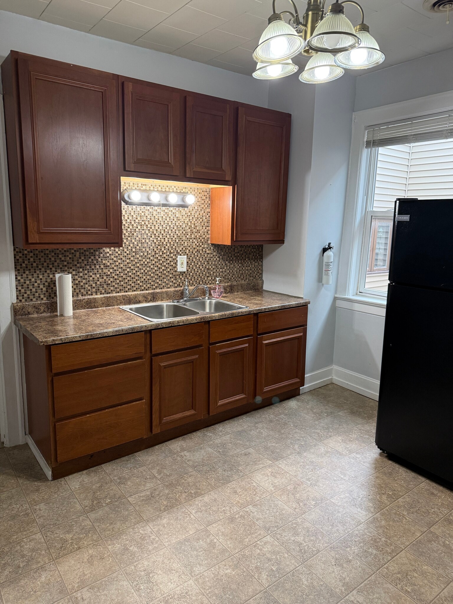 Building Photo - 7425 W Greenfield Ave