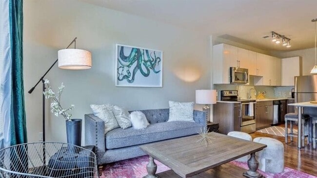 Building Photo - 299 North Highland Avenue Northeast