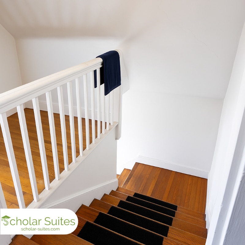 Building Photo - 18 Greylock Rd