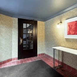 Building Photo - 525 W Aldine Ave