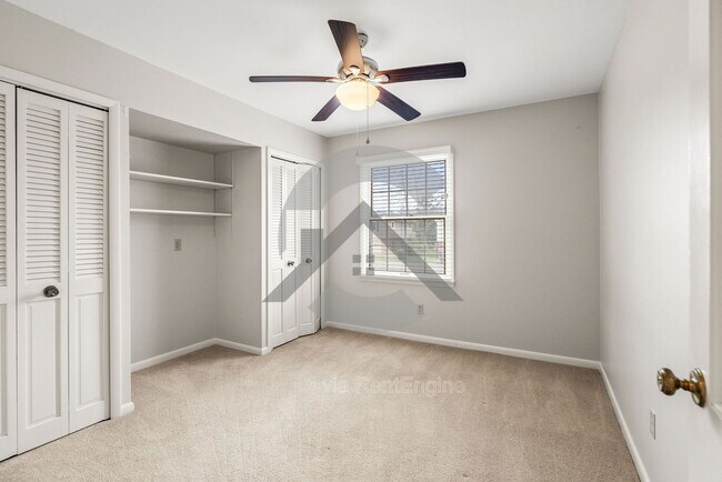 Building Photo - 9812 Coppersmith Ln