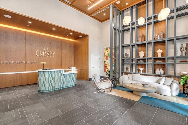 Building Photo - 11 NE 6th St