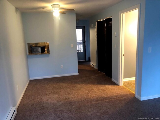 Building Photo - 883 Rubber Ave