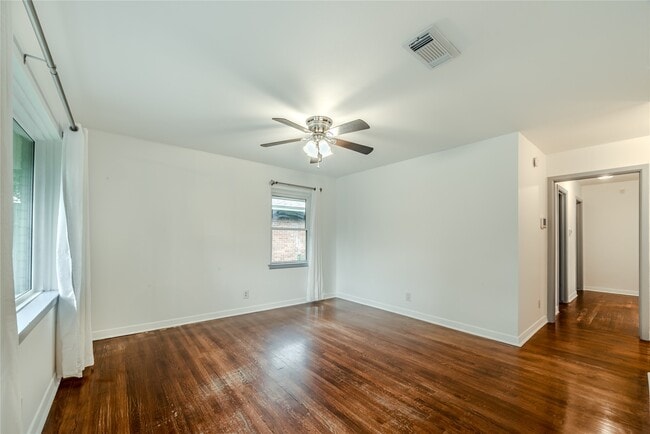 Building Photo - 4606 Nina Lee Ln