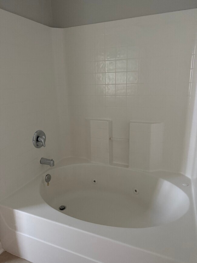 Building Photo - 2641 McArthur Landing Cir