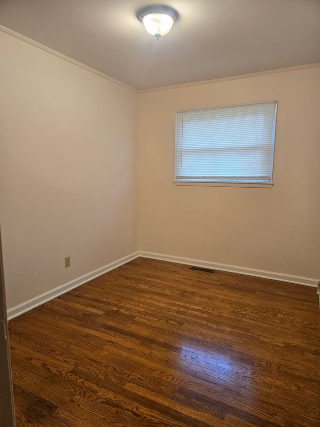 Building Photo - 11508 E 51 St S