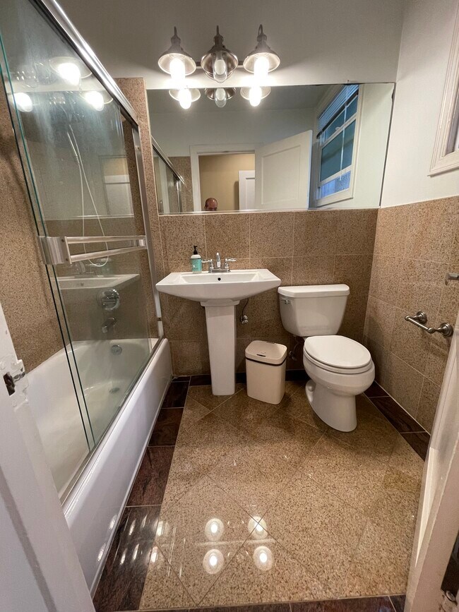 Building Photo - 495 Monterey Blvd