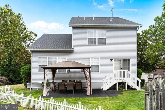 Building Photo - 87 Canal View Dr