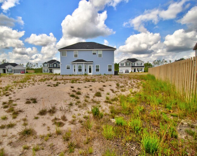 Building Photo - 180 Mcclelland Lp NE