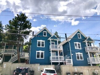 Building Photo - 1150 Empire Ave