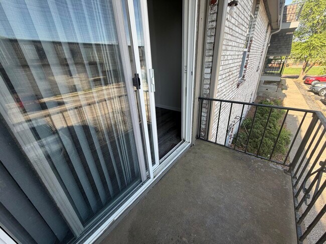 Building Photo - 3408 Balboa Ln