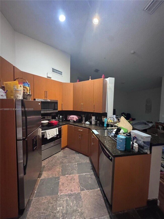 Building Photo - 577 Bridgeton Rd