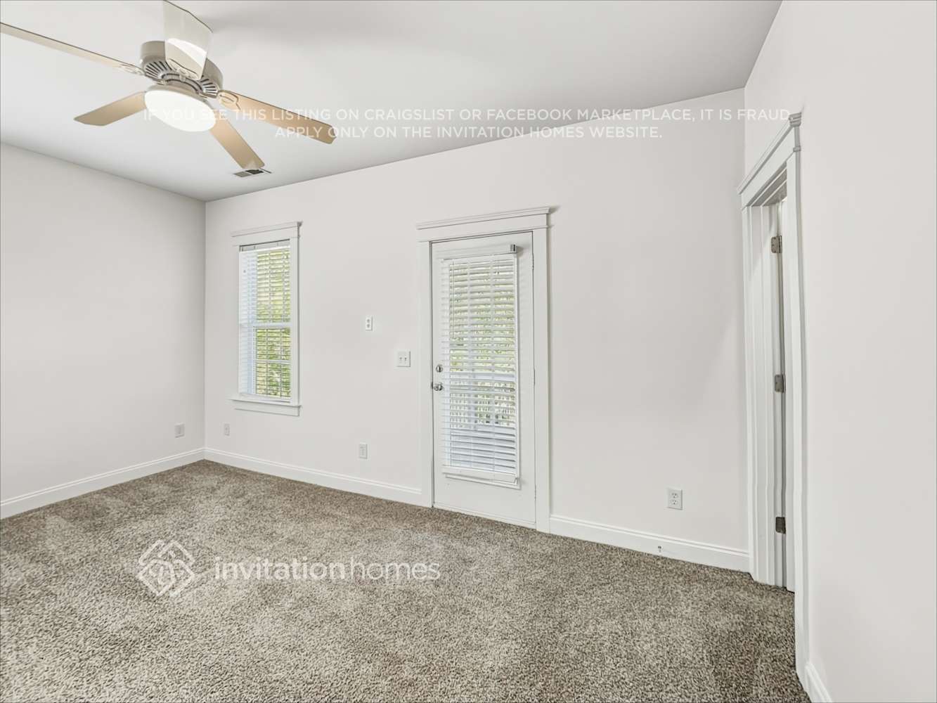 Building Photo - 15527 Barnsbury Dr