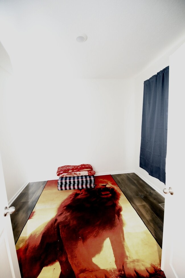 Building Photo - 216 Old Bay Dr