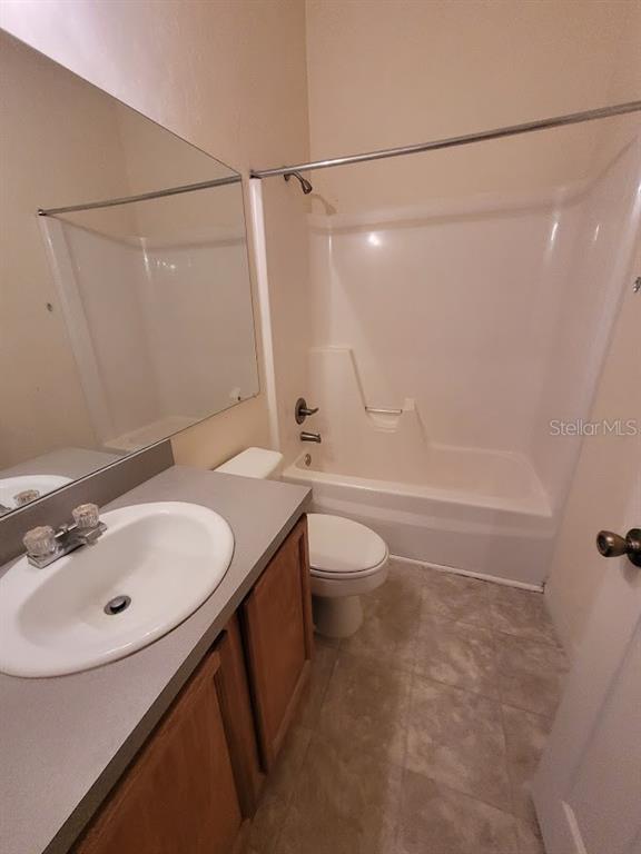 Building Photo - 3920 SW 20th Ave