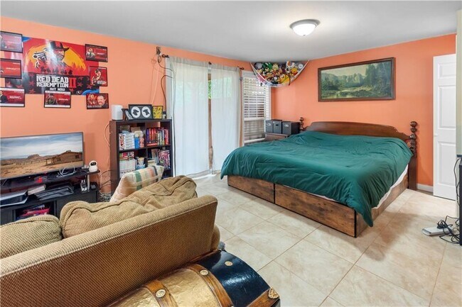 Building Photo - 3578 Kennesaw Station Dr